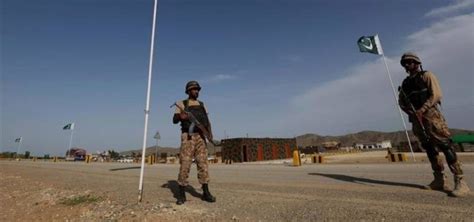 Shootout in northwest Pakistan, along Afghan border, kills 3 soldiers, 3 militants, army says